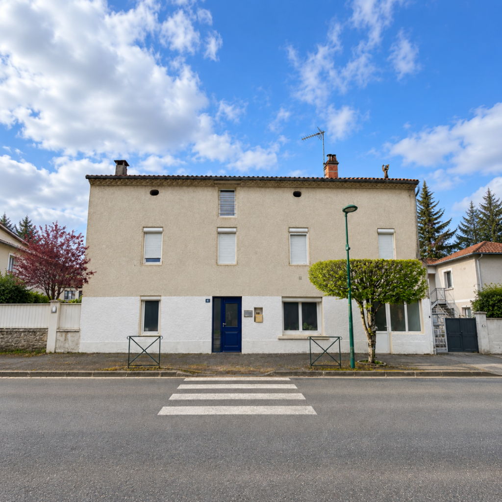 D’une maison de santé à sept appartements.